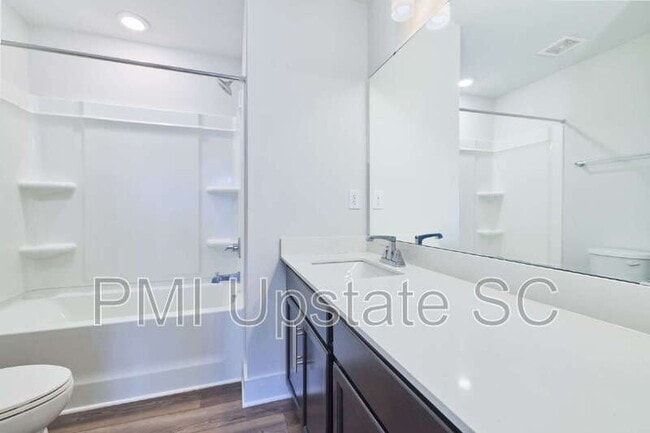 Building Photo - 1069 Millison Pl