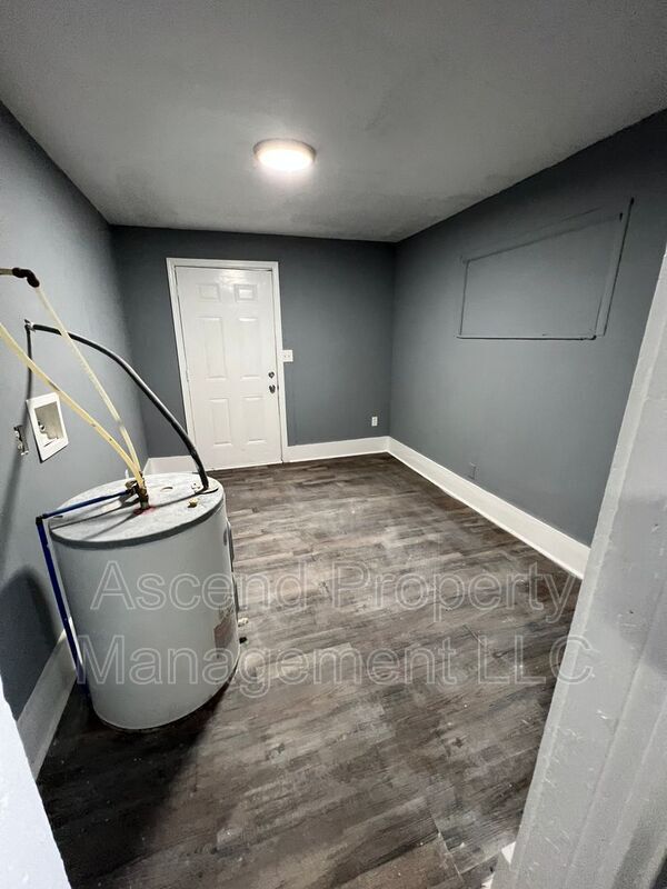 Building Photo - 1228 Wheeler Ave