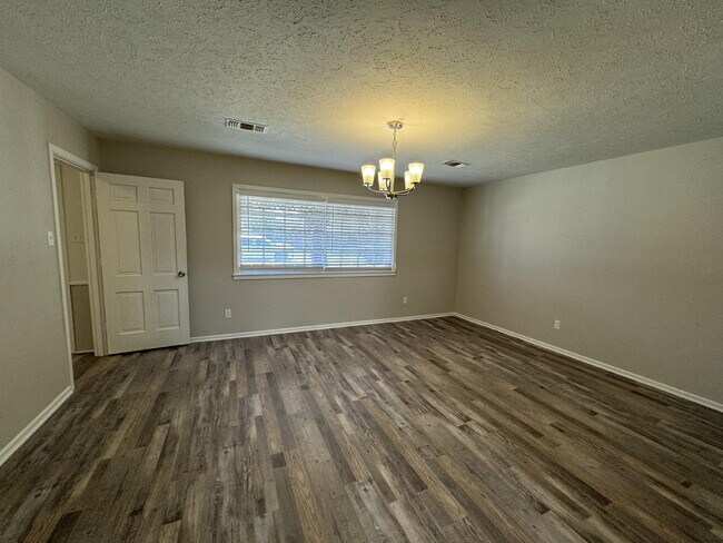 Building Photo - 3006 59th St