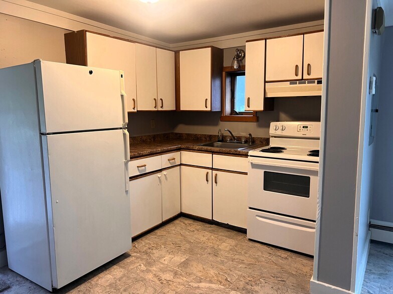 Building Photo - 59 Summer St