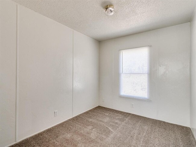 Building Photo - 7741 142nd St