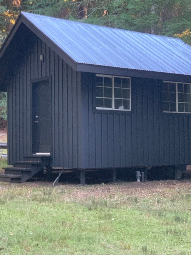 Building Photo - 41500 Wilderness Lodge Rd