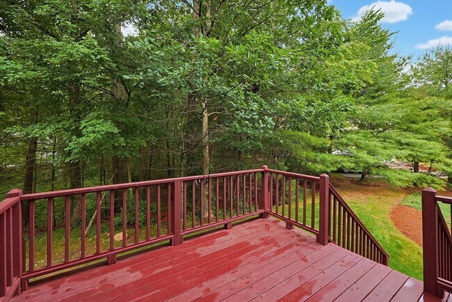 Building Photo - 3103 Maple Brook Rd