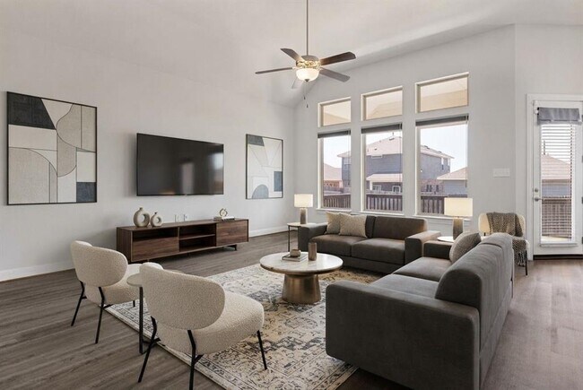 Building Photo - 727 Spinnaker Loop
