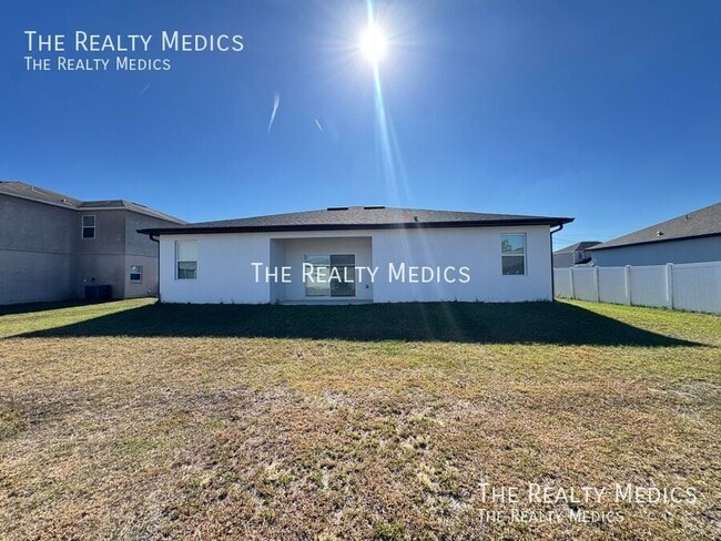 Building Photo - 2226 Rock Dr