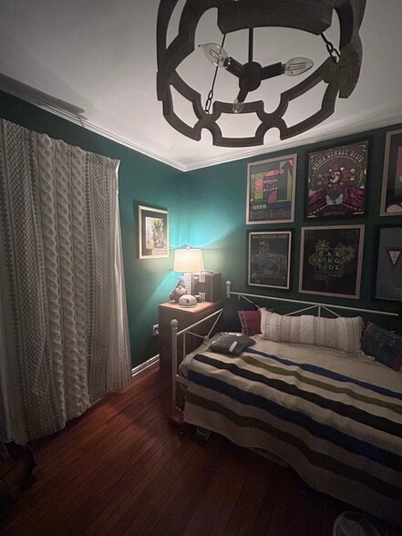 Building Photo - 4425 Holmes Ave