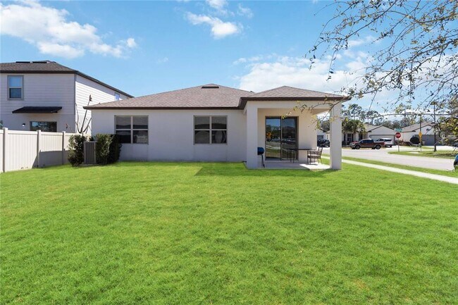 Building Photo - 17241 Goldcrest Loop