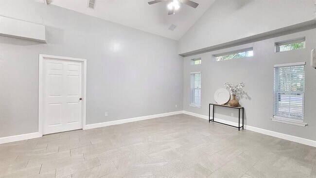Building Photo - 110 SW 145th Dr