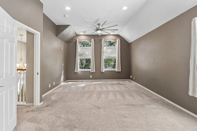 Building Photo - 3904 Arroyo Seco