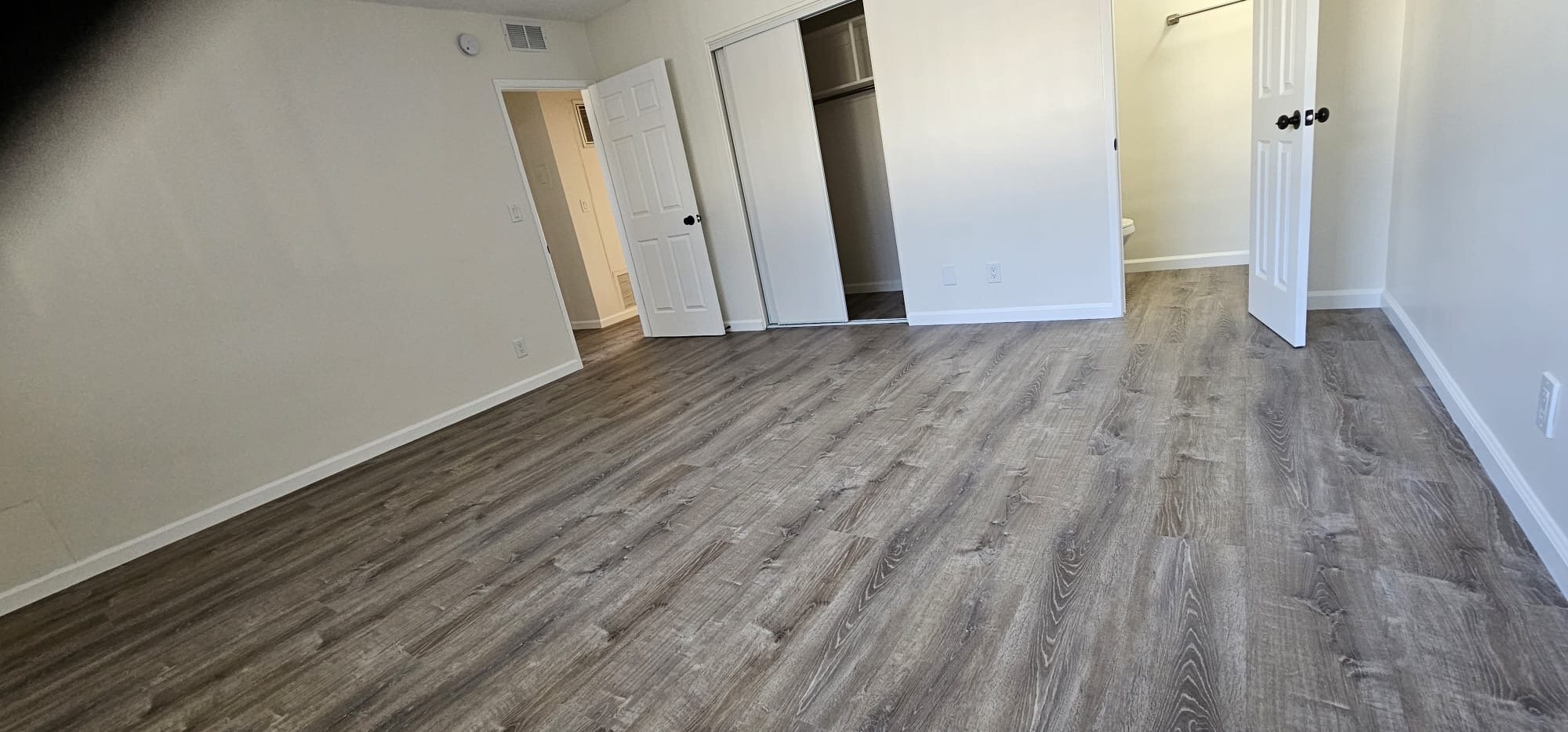 Building Photo - 5430 Corteen Pl