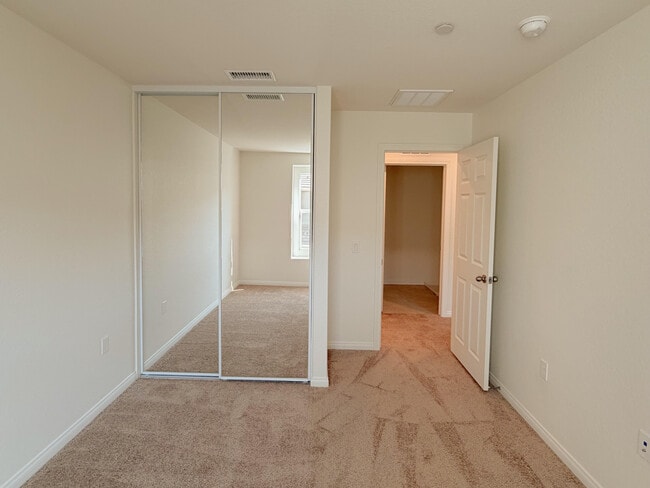 Building Photo - 4253 E Rincon St