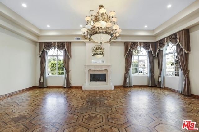 Building Photo - 4356 Kingswell Ave