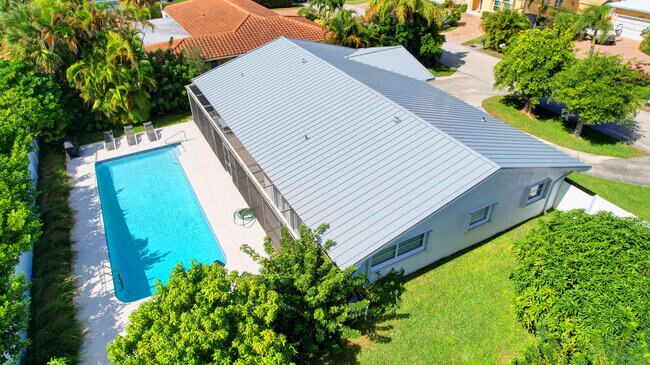 Building Photo - 1171 Bimini Ln