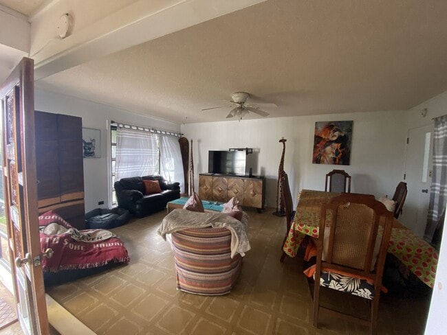 Building Photo - Furnished Private Room for Rent | Large Bed | Shared Home | Honolulu