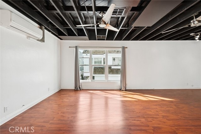 Building Photo - 305 Marine Ave