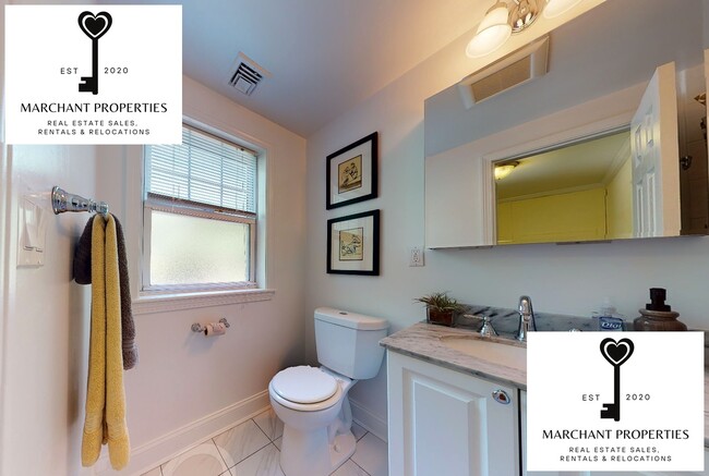 Building Photo - 204 Independence Dr