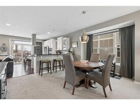 Building Photo - 8957 SW Village Loop