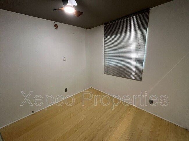 Building Photo - 2961 Sunflower Cir W