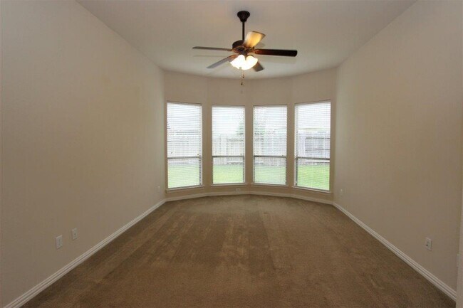 Building Photo - 8902 Peach Oak Crossing