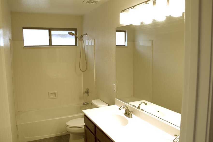 Building Photo - 24816 North 39th Avenue