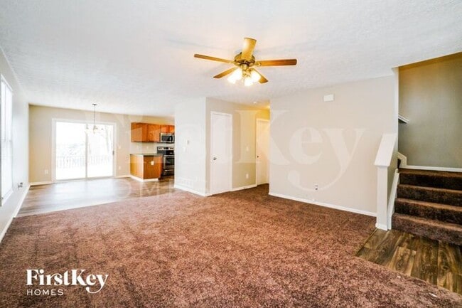 Building Photo - 2775 Cross Creek Ave