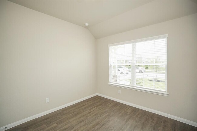 Building Photo - 3331 Rosselli Brush Dr