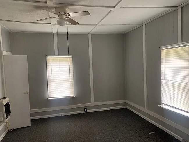 Building Photo - 301 Jersey St