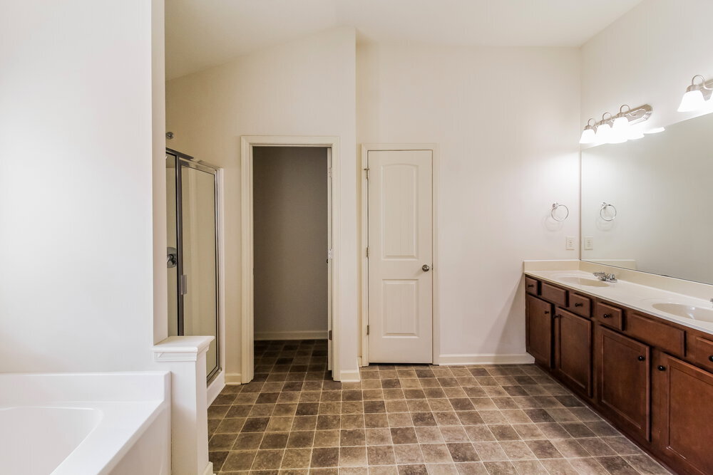 Building Photo - 4322 Mill Farm Ln NE