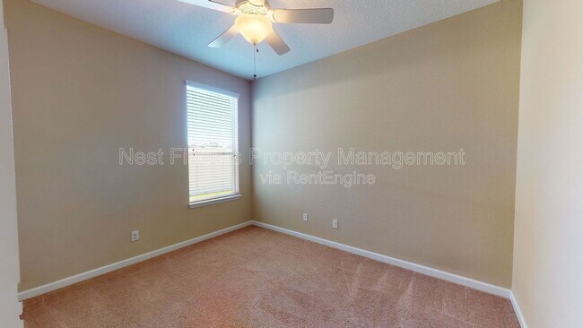 Building Photo - 15858 Lexington Park Blvd