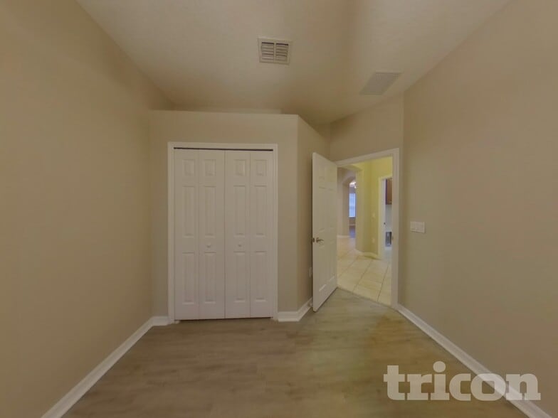 Building Photo - 351 Fairmount Park Ct