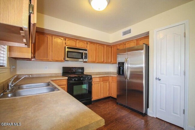 Building Photo - 4008 Tierra Inez Pl