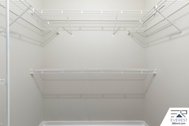 Building Photo - 13 Ryberry Dr