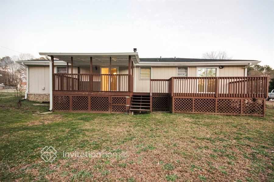 Building Photo - 184 Sheila Ln