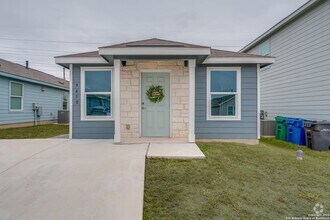 Building Photo - Super cute 3 Bedroom 2 Bath Home Southside...