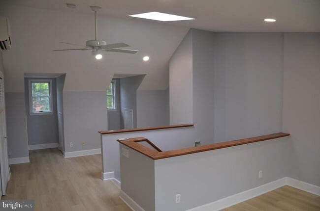 Building Photo - 714 Wilkes St