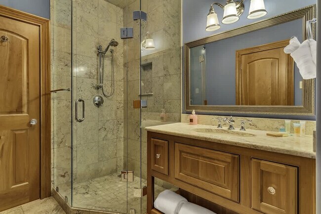 Building Photo - 1774 State Hwy UU