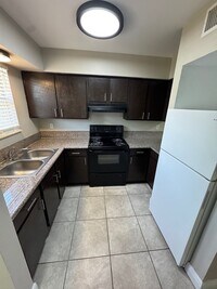 Building Photo - 1191 Bentley Rd