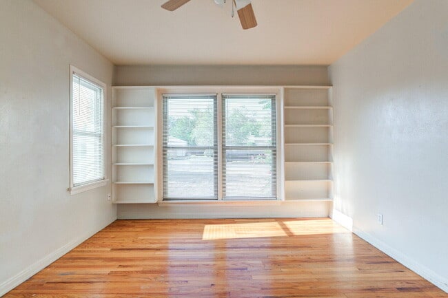 Building Photo - 2430 30th St