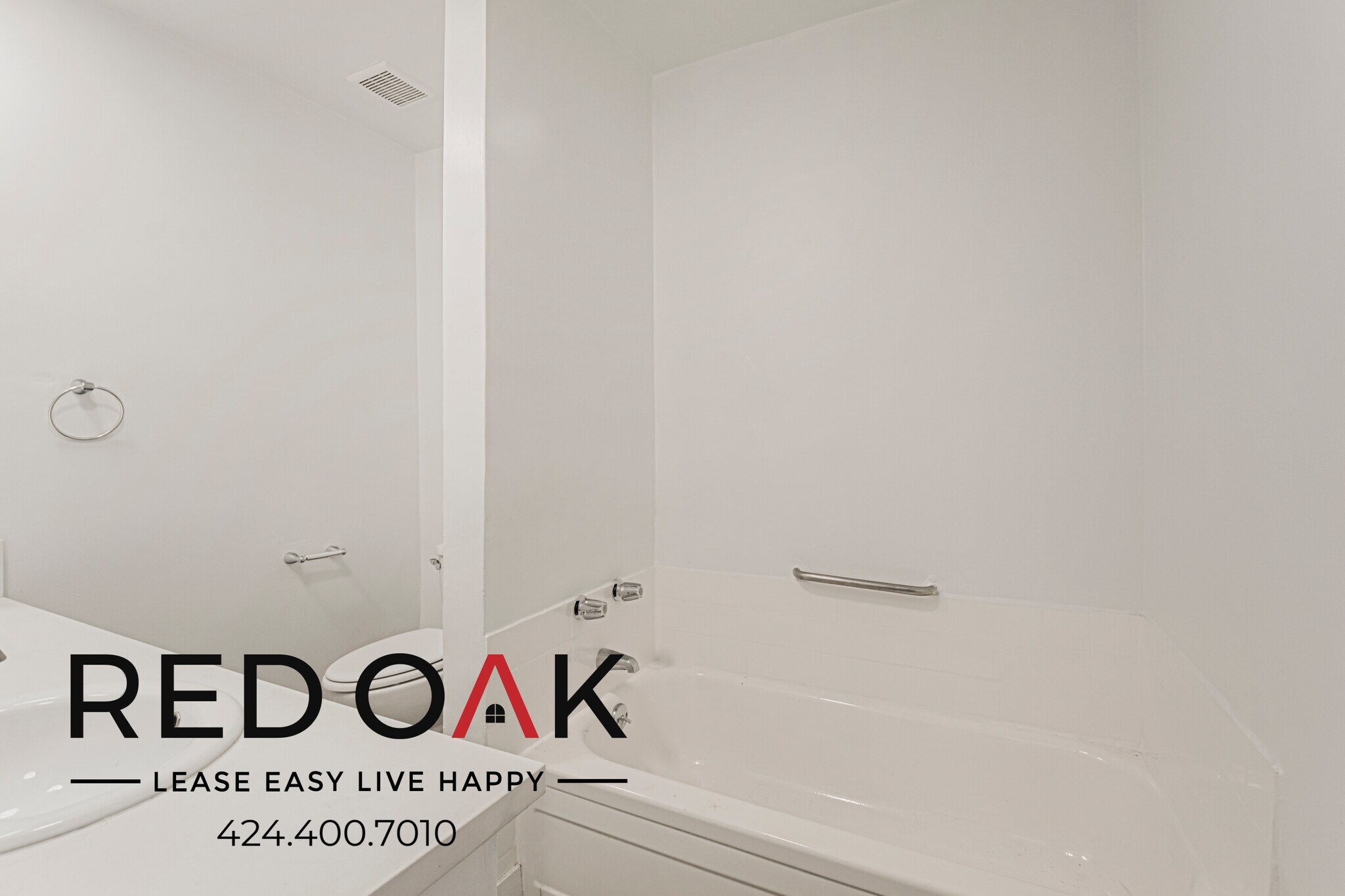 Building Photo - 2065 Rodney Dr