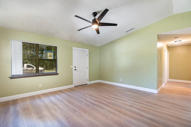 Building Photo - 158 Shalimar Ave NW