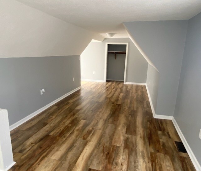 Building Photo - 1103 N 8th St