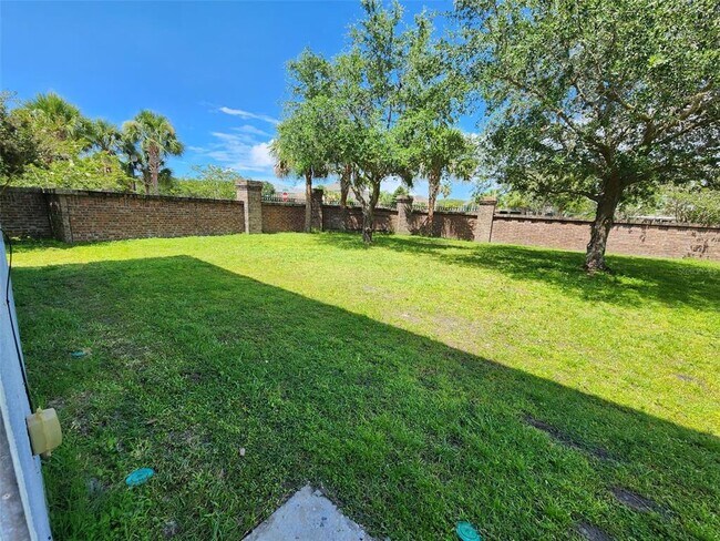 Building Photo - 14315 Huntcliff Park Way