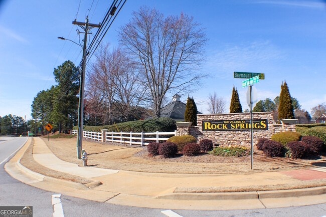 Building Photo - 1060 Grace Dr