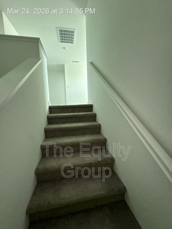 Building Photo - 2440 S Aubree St