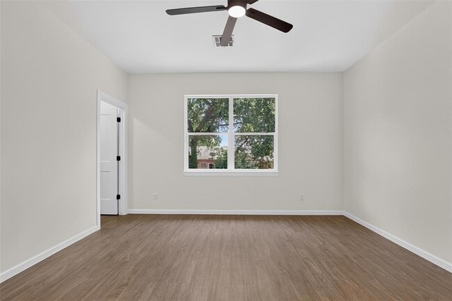 Building Photo - 8754 Patriot Dr