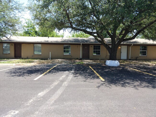 Building Photo - Canton TX Apartments