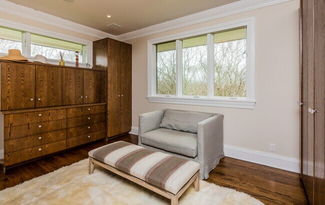 Building Photo - 21 Beech St