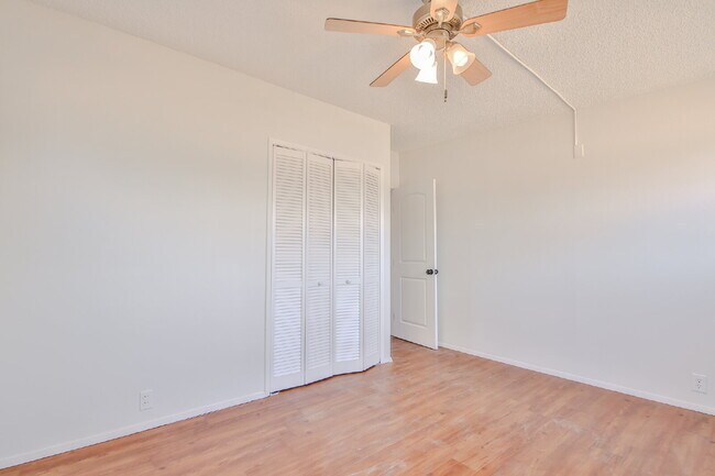 Building Photo - Charming 3 Bedroom, 1 bathroom in Central Lubbock