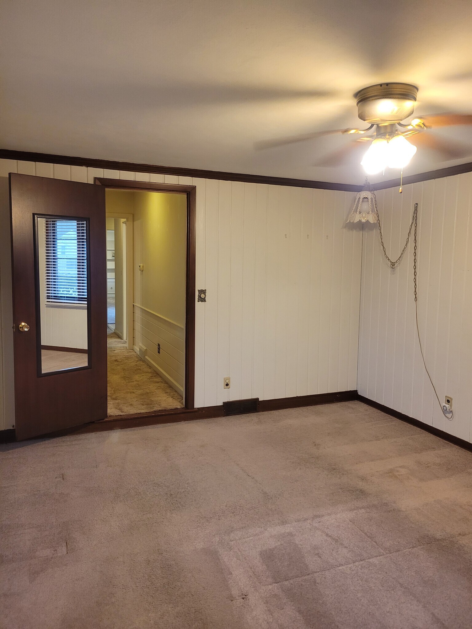 Building Photo - 2123 Eileen Rd