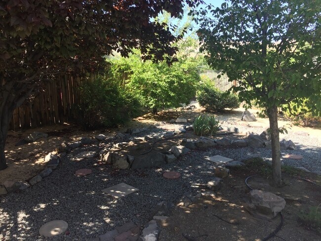 Building Photo - NW Reno Two Story - Beautiful Landscaping ...